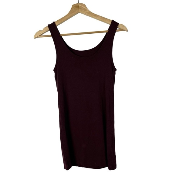 Mossimo Burgundy Red Scoop Neck Fitted Tank Top M - Picture 1 of 4
